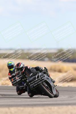 media/Nov-16-2025-Race Pace (Sun) [[8c5fa54630]]/Verified Riders/9-Turn 16 (150pm)/